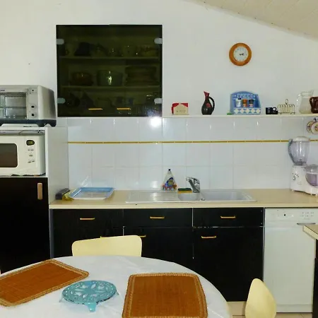 Maison De Charme A Avec Jardin Cloture Nyaraló